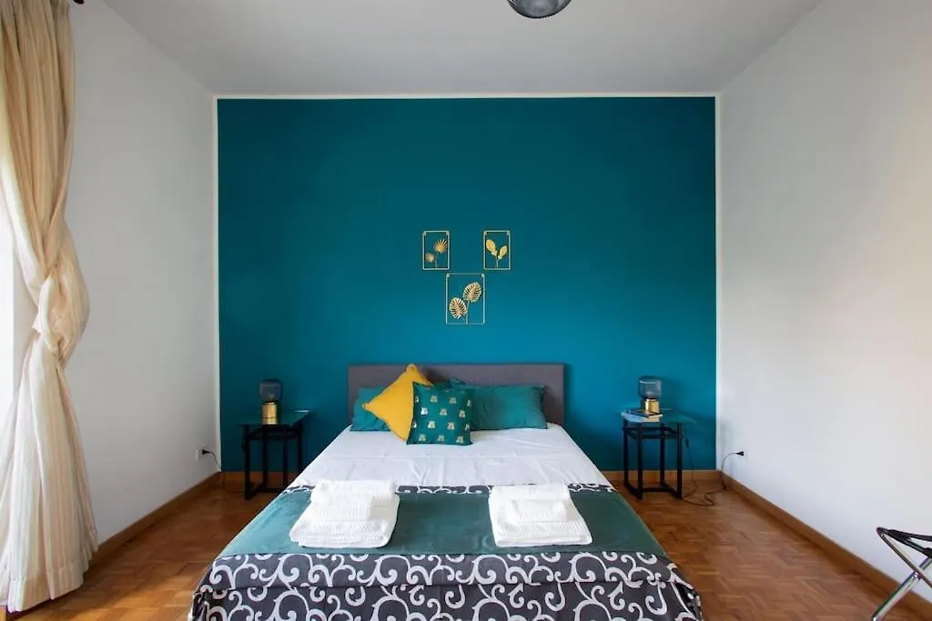 Home Bernadette-1