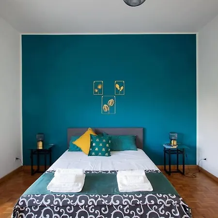 Home Bernadette-2