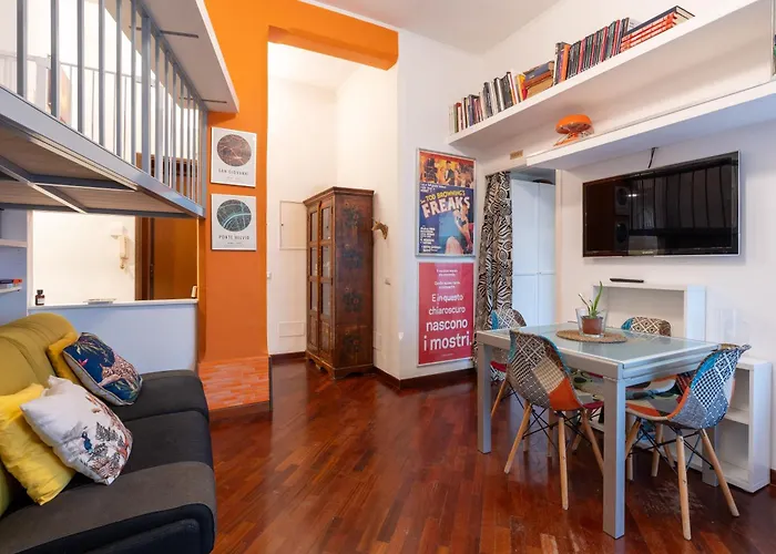 Eclectic San Giovanni Home Metro & Colosseum